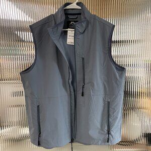 NWT Mens L Mountain and Isle Outdoor Stormy Weather Ripstop Lightweight Vest